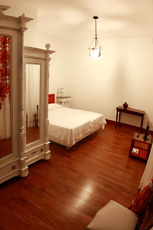 Bellezza Suites Cagliari Zimmer foto